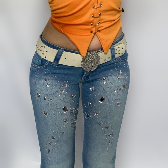 ❌SOLD-DEPOP❌ Y2K Jewelled Flare Jeans & Belt - Picture 7 of 7